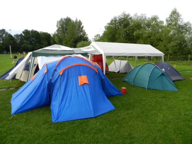 Die Zelte ...